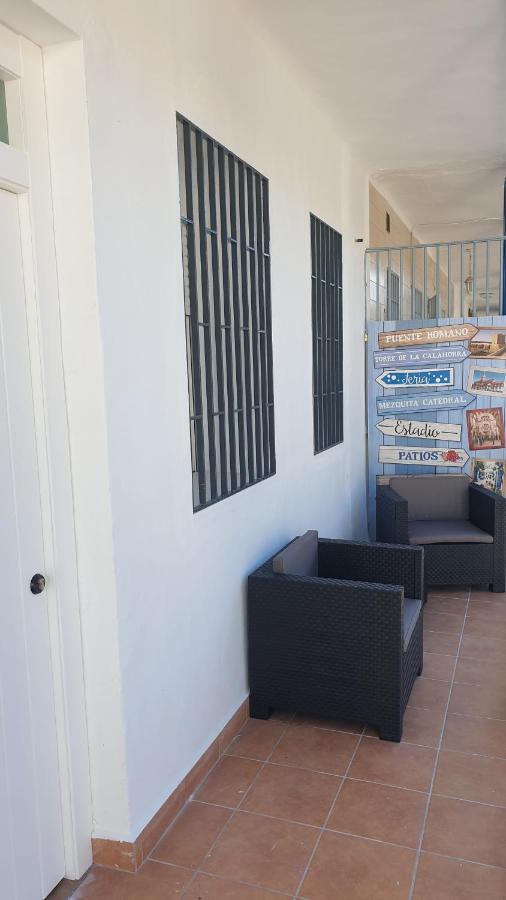 Apartamentos En Cordoba, Puente Romano Y Torre Calahorra المظهر الخارجي الصورة